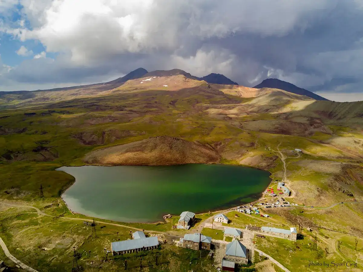 lake i Aragats, welcome arab tourists
