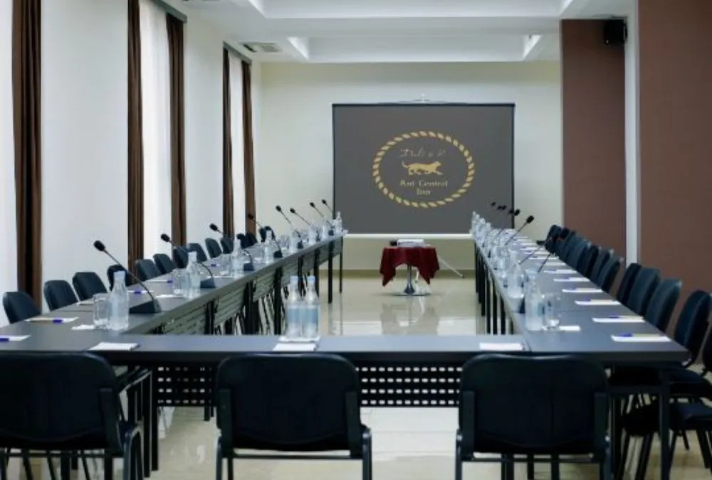 Ani Central Inn Hotel in Yerevan conference room