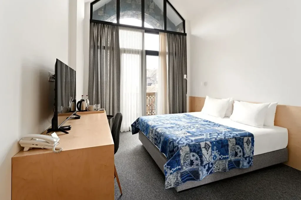 deluxe with balcony