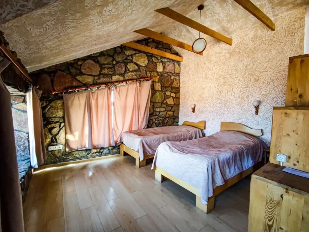 Cottage Room Twin