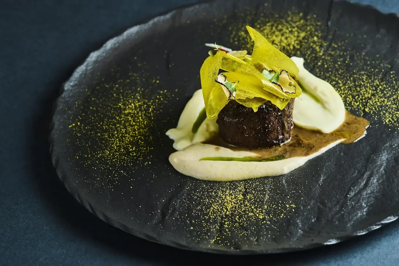 Arab tourists enjoying fine Armenian cuisine at Renommee