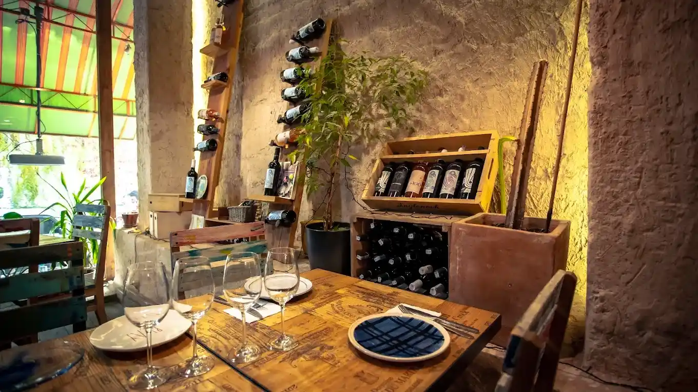 Arab guests sharing Armenian tapas experience at Tapastan