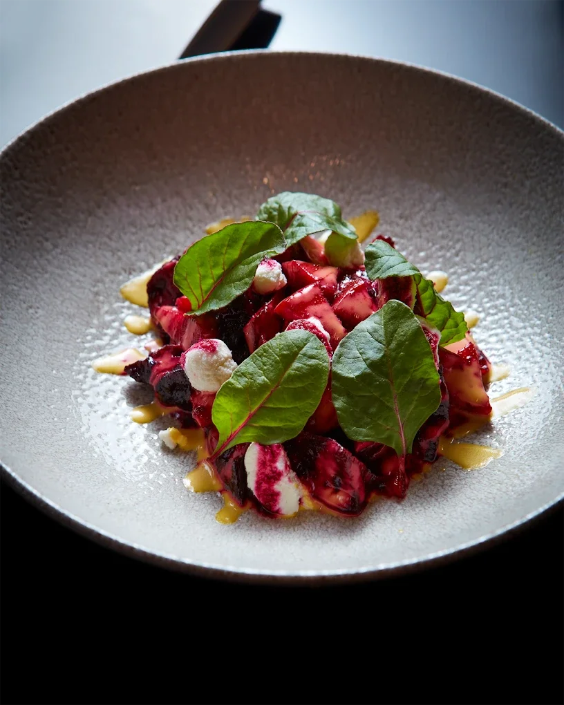 Seasons restaurant in yerevan city center