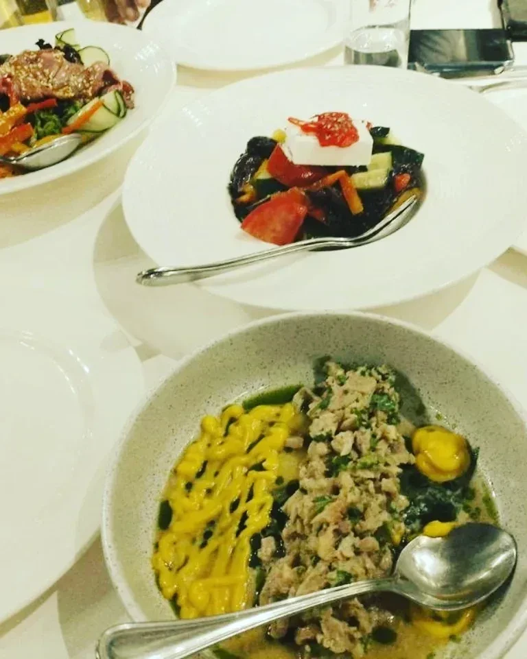 واجهة مطعم سانتا فيه بالثقافة الأرمنية تجذب الزوار العرب