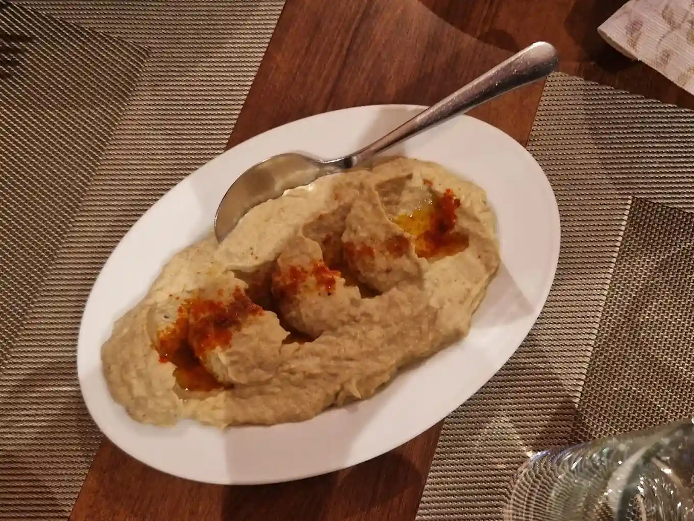 Charentsi28 beautiful Armenian dishes welcoming Arab food lovers