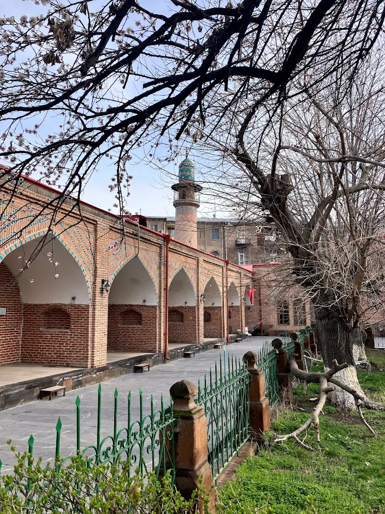 blue-masque-outdoor-view