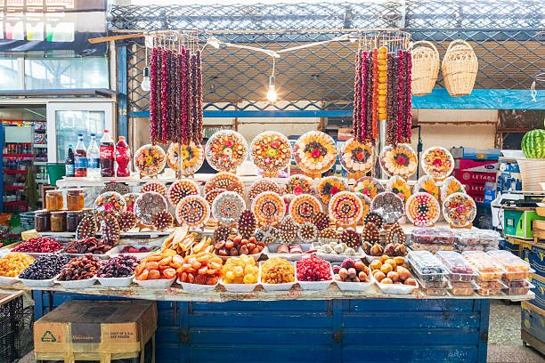 منظر بانورامي لمدينة يريفان من أعلى مجمع الكاسكيد في رحلة خاصة إلى أرمينيا